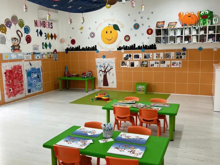 Aulas del centro de educación infantil Bombonets en Dénia