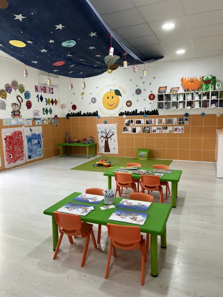 Aula de 2 a 3 años del centro de educación infantil Bombonets en Dénia